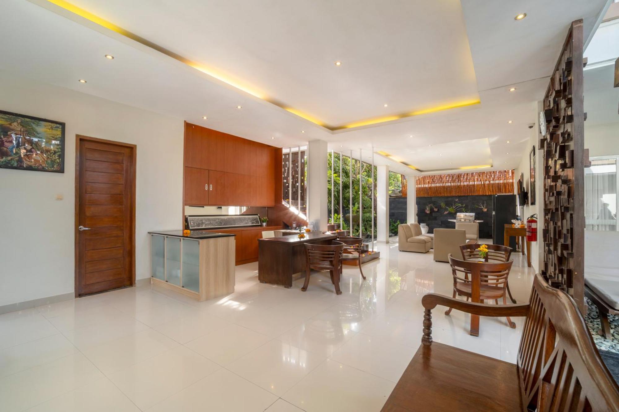 Hotel Oxy House Bali à Sanur Extérieur photo